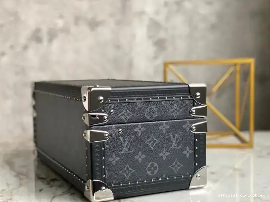 Official oldcobbler VUITTON COFFRET LOUIS ACCESSOIRES 0607